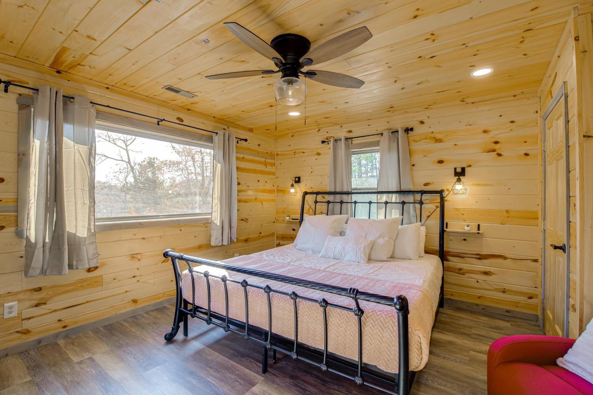 Gatlinburg Cabin With Game Room, Hot Tub And Mtn Views Exterior photo
